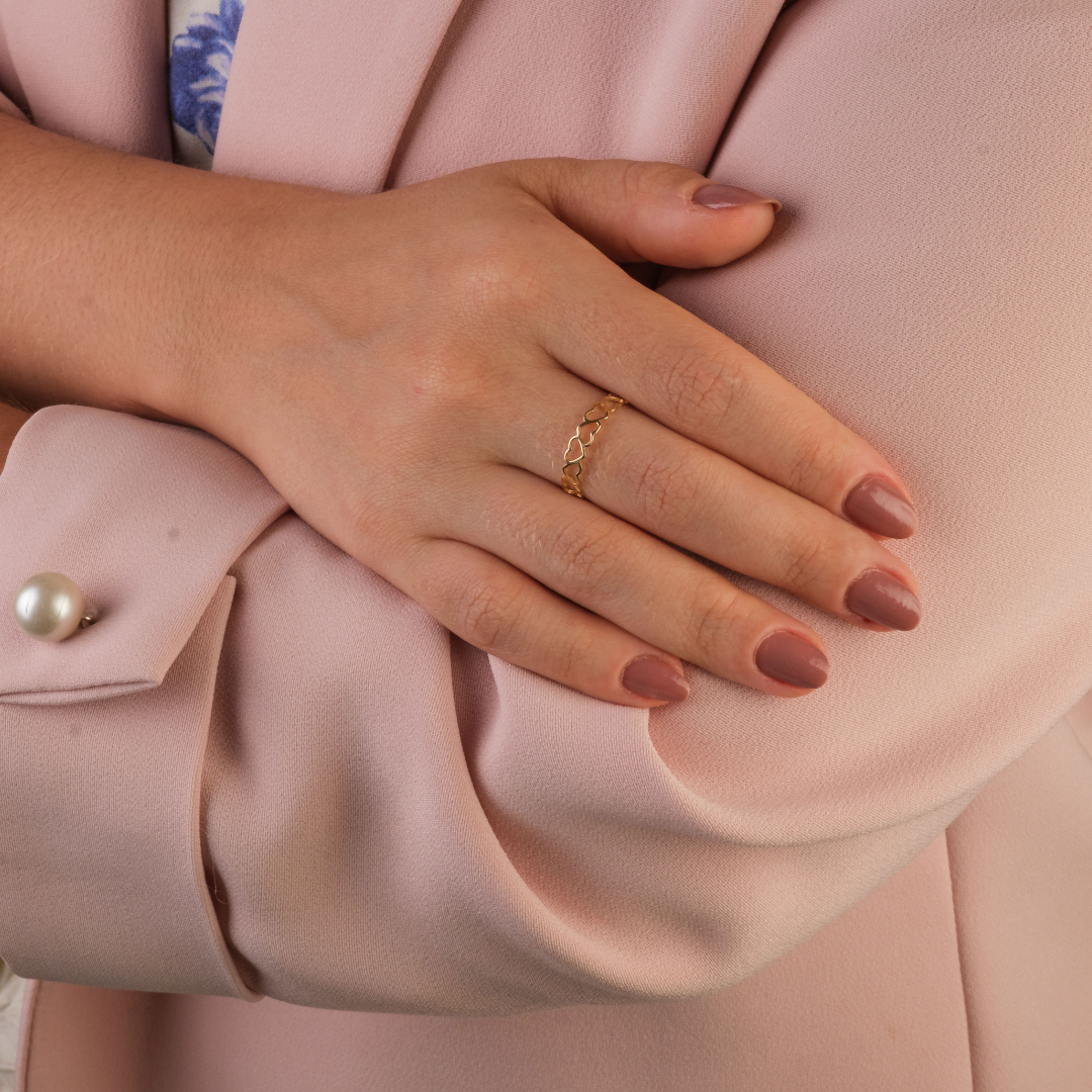 Anel Mini Corações Vazados Ouro 18k