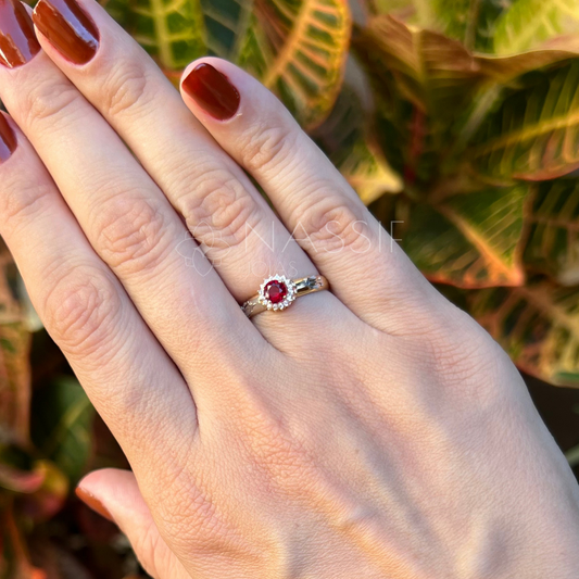 Anel de Formatura de Direito Majestic Ouro 18k