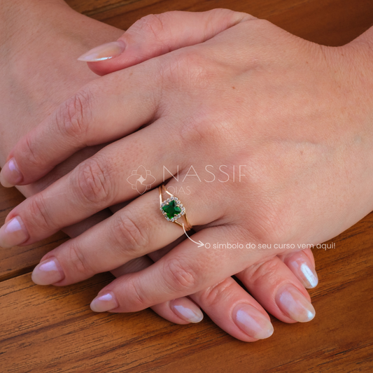 Anel de Formatura de Enfermagem Big Square Ouro 18k