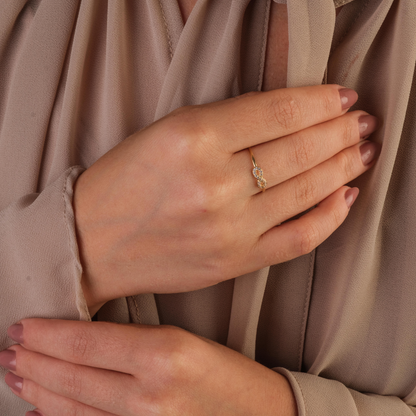 Anel Infinito Cravejado Ouro 18k